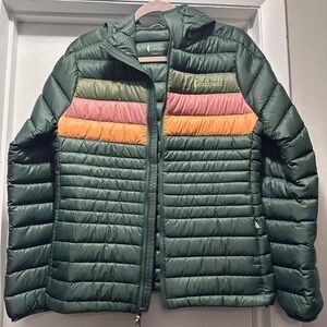 Cotopaxi Fuego Down Hooded Jacket size: XS.